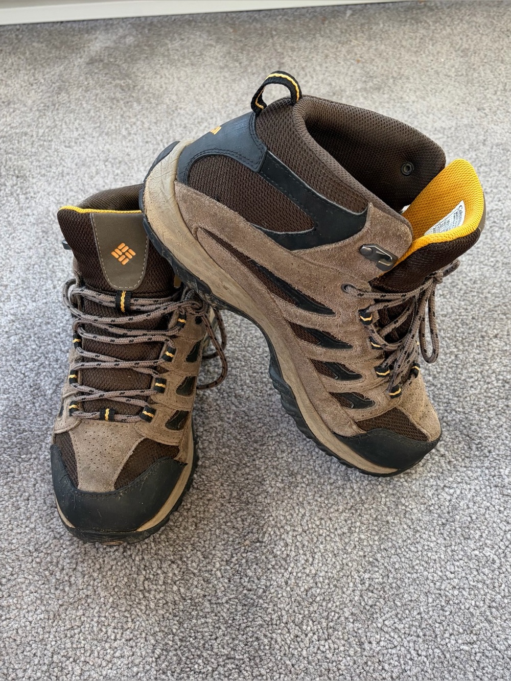 Columbia Crestwood Mid Waterproof Hiking Boots Men's Size 8.5 Brown